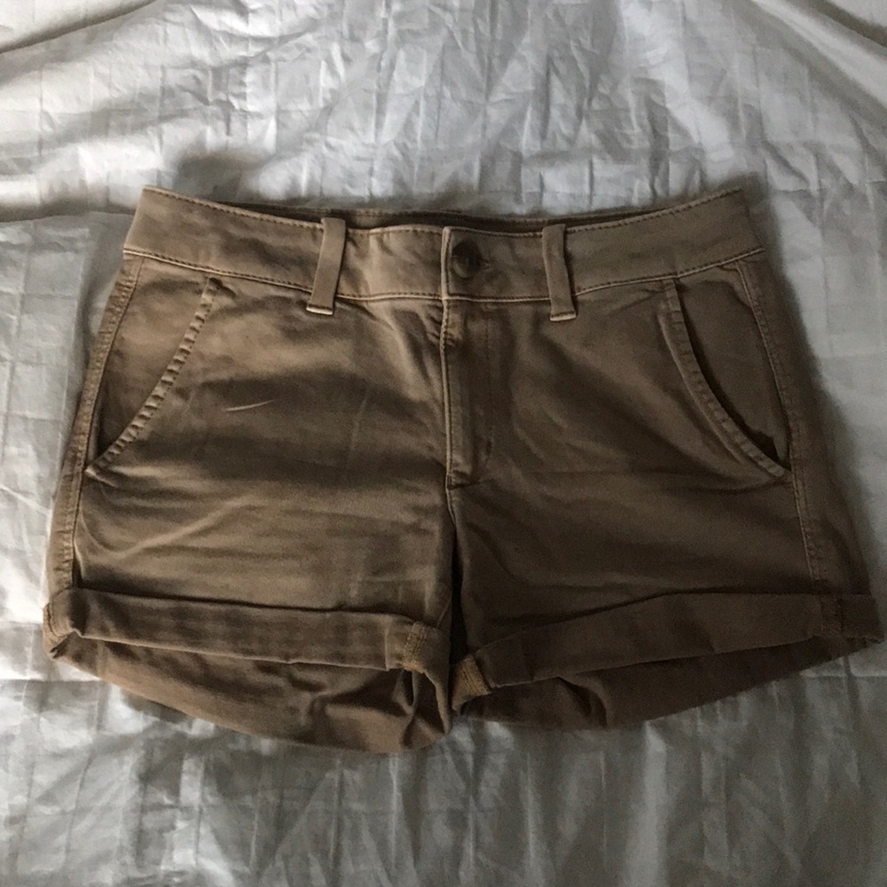 American Eagle khaki shorts
